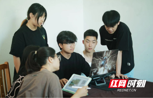 图片2.png 图片2.png